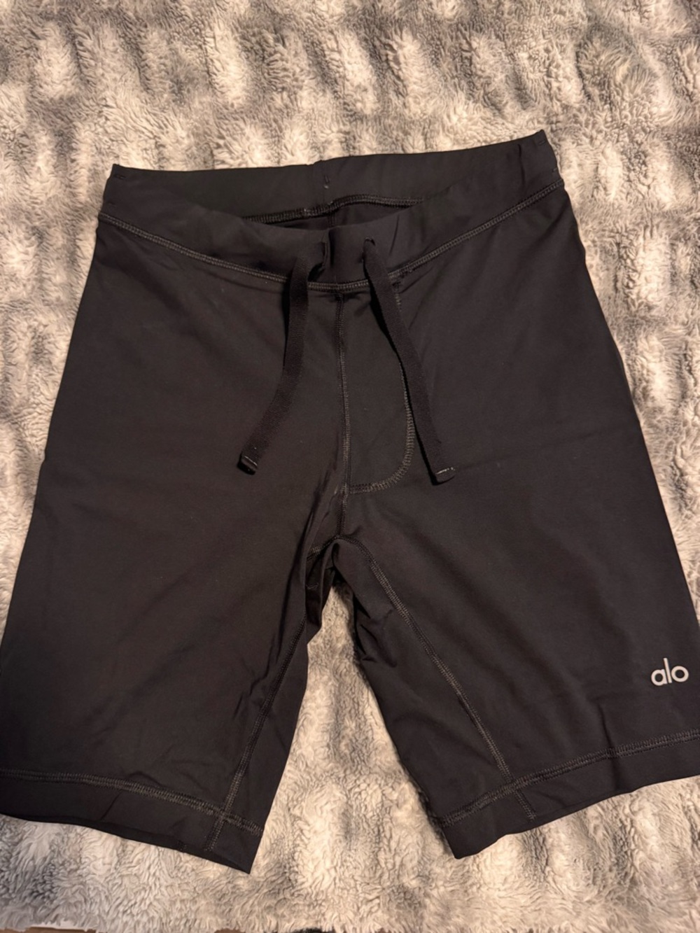 ALO Yoga Men’s warrior compression shorts